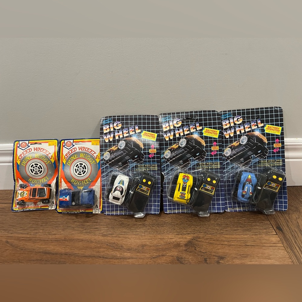 Vintage Remote control car and dune buggy lot